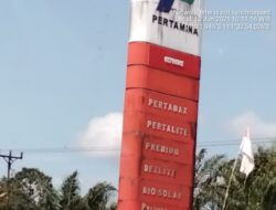 Diduga Langgar Aturan, Mobil Hilux Diisi Bbm Di Atas Bak – Apms 65.790.002 Jadi Sorotan